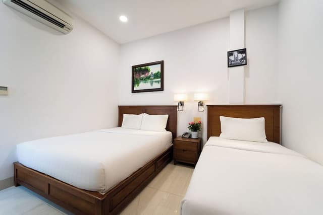 Luxury Triple Room, Multiple Beds, City View
