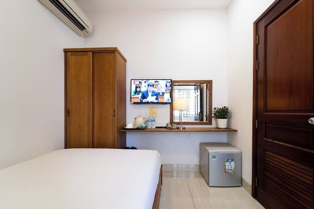 Superior Double Room, 1 Queen Bed, No Windows