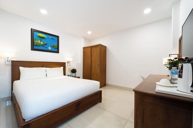 Deluxe Double Room, 1 Queen Bed, City View