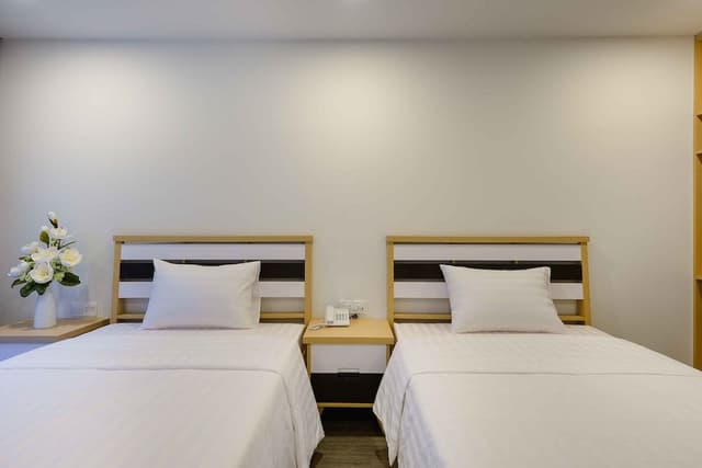 Superior Studio Suite, Multiple Beds, Refrigerator, City View