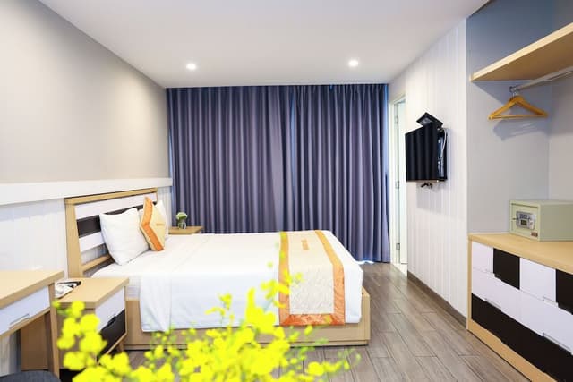 Deluxe Double Room, Private Bathroom, City View