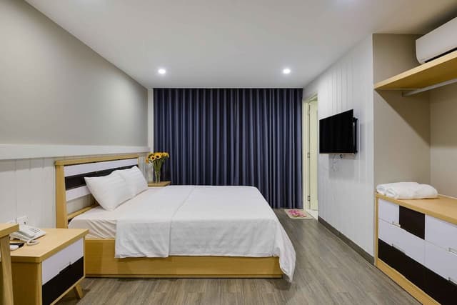 King Suite, Balcony
