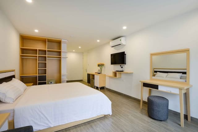 King Suite, Balcony