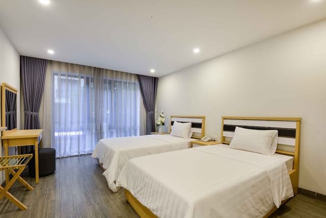 Superior Studio Suite, Multiple Beds, Refrigerator, City View