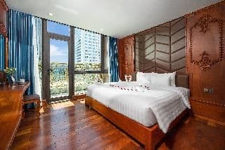 SUITE PREMIUM
