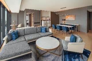 SUITE RIVER VIEW