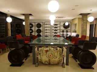 823 Tourist Hotel