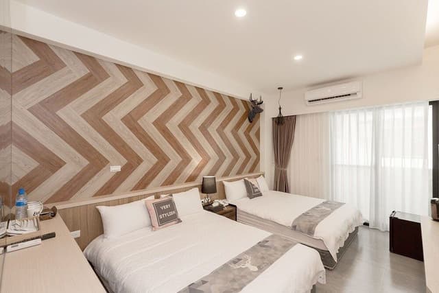 Basic Quadruple Room, 2 Double Beds, Non Smoking (202)