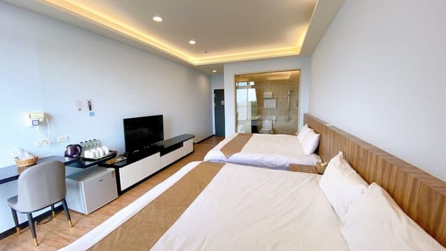Superior Quadruple Room, Balcony