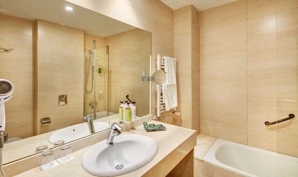 Twin Room - 2AD