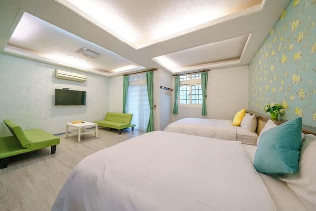 Design Twin Room, 2 Double Beds