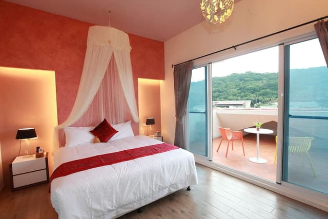 Deluxe Double Room, 1 Queen Bed, Balcony, River View