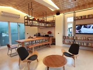 บ้านเลวีไซด์ บ้านเลวีไซด์