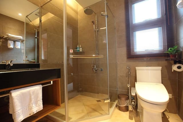 Deluxe Double Room, 1 Queen Bed, Balcony, River View