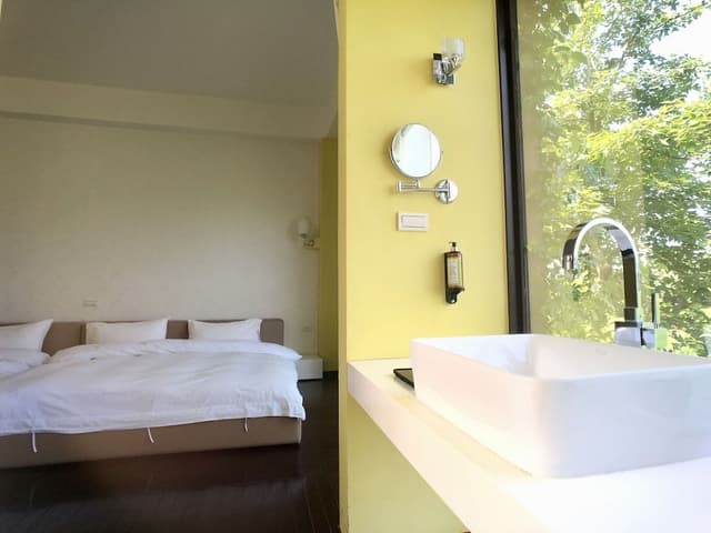 Deluxe Quadruple Room, 2 Double Beds, Non Smoking