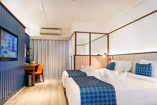 Deluxe Twin Room