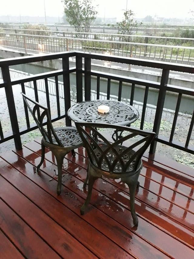 Signature Cabin