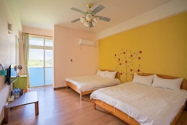 Quadruple Room, Mountain View