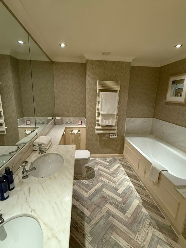 King or Twin Suite