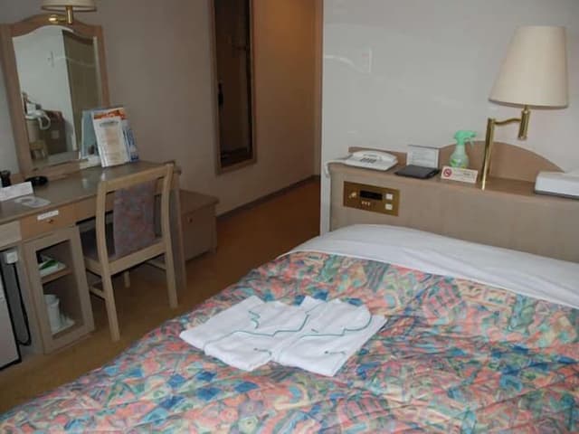 Economy Double Room, Smoking