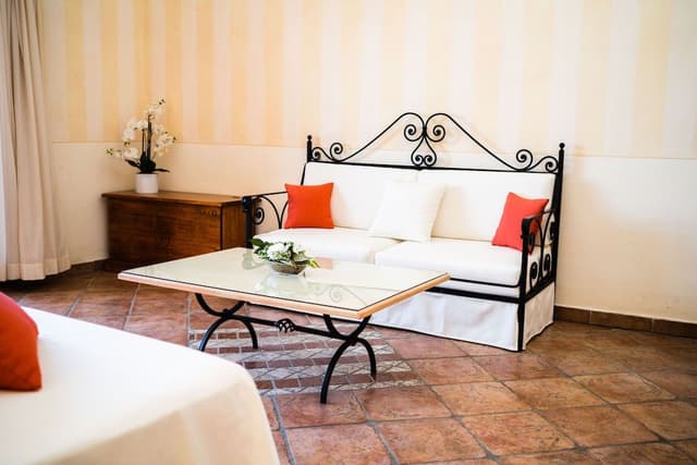 Deluxe Room, Annex Building (Domus)