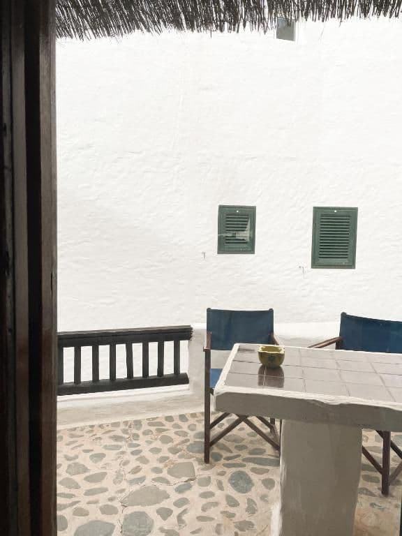 Two-Bedroom Apartment (4 Adults)