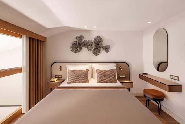 Deluxe Family Suite