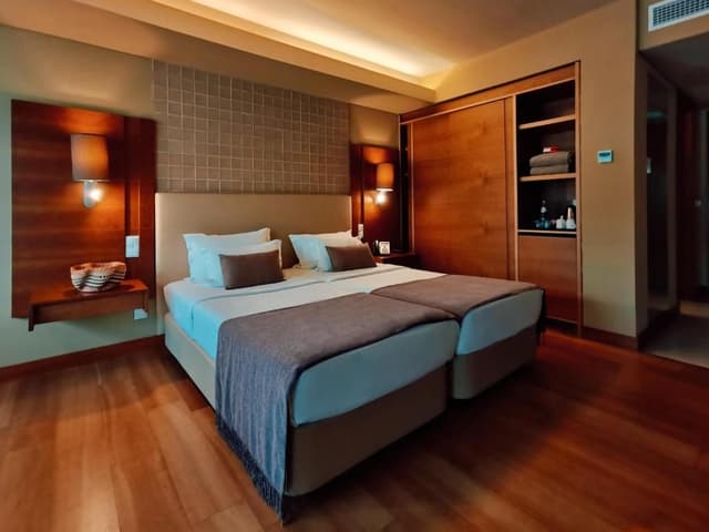 Classic Room with Mountain View