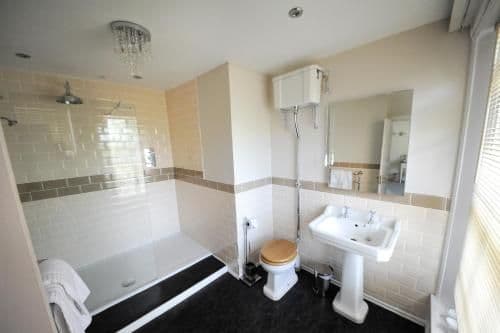 King Suite with Lounge and Country View
