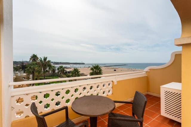 Double or Twin Room with Side Sea View