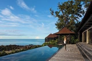 VILLA POOL VIEW