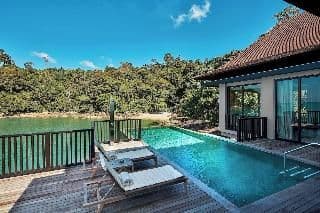 VILLA POOL VIEW