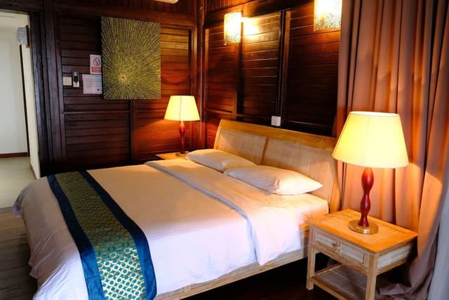 Premium Chalet Queen