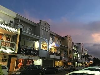 ลินตัส พลาซา บูทีค โฮเทล (Lintas Plaza Boutique Hotel)0
