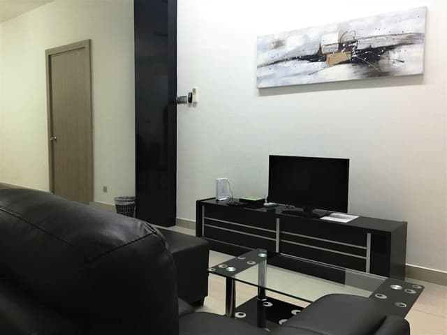 Apartment, 2 Bedrooms, Balcony, City View