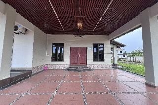 นูร์บายู วิลล่า บาย ซูซู (Nurbayu Villa By Zuzu)4