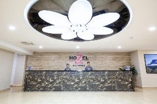 โฮเทล 7 ซูเรีย (Hotel 7 Suria)1