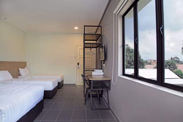 Economy Quadruple Room, Multiple Beds, Private Bathroom