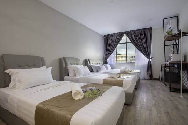 Industrial Family Suite