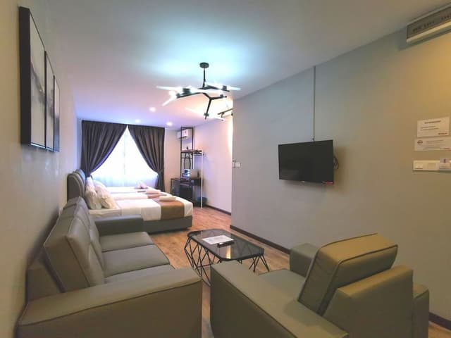 Industrial Family Suite