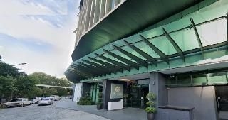 โรงแรมและที่พักเดอะชอร์ (The Shore Hotel & Residences)0