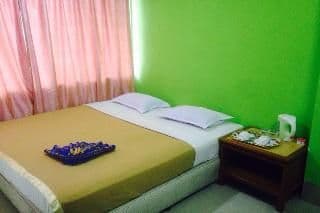 DOUBLE KING SIZE BED