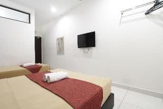 FAMILY ROOM STANDARD