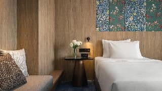SUITE SEA VIEW KING BED