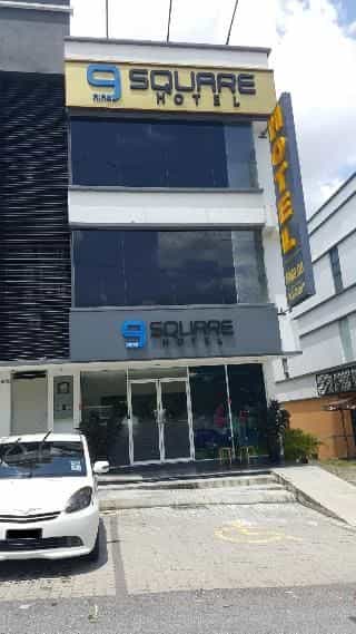 9 Square Hotel Sri Kembangan