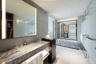 SUITE SEA VIEW