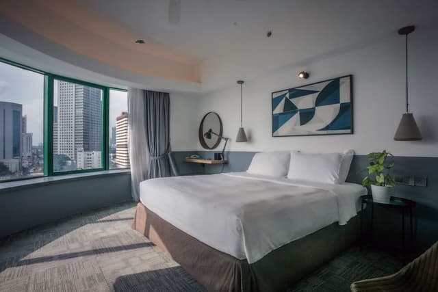 Deluxe King Room
