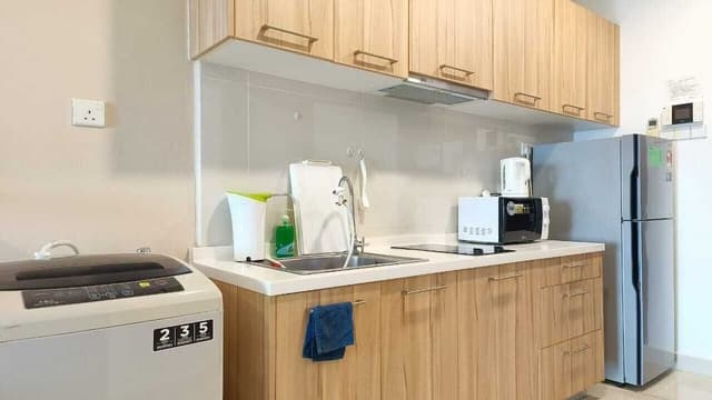 Standard Studio, 1 King Bed, Balcony, City View