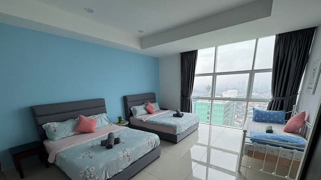 Family Apartment, 3 Bedrooms, Bathtub, Pool View