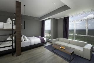 FAMILY ROOM WITH VIEWS